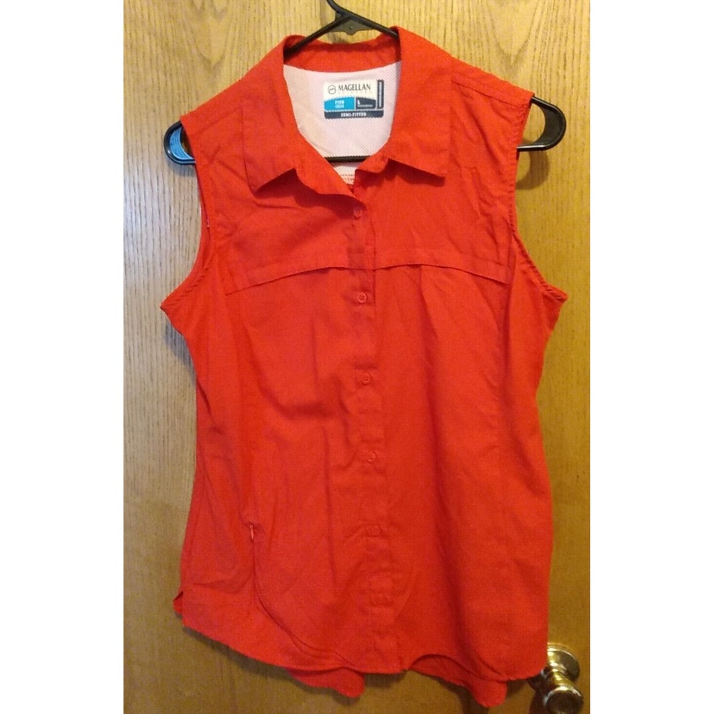 Magellan Fish Gear Sleeveless Top Womens Size S Outdoors Vented Button Up Shirt